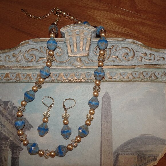 Handmade necklace/earring set with sky-blue Czech bicones and Austrian crystals - Picture 4 of 8